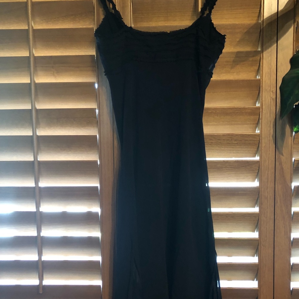 Dress... - Picture 3 of 3